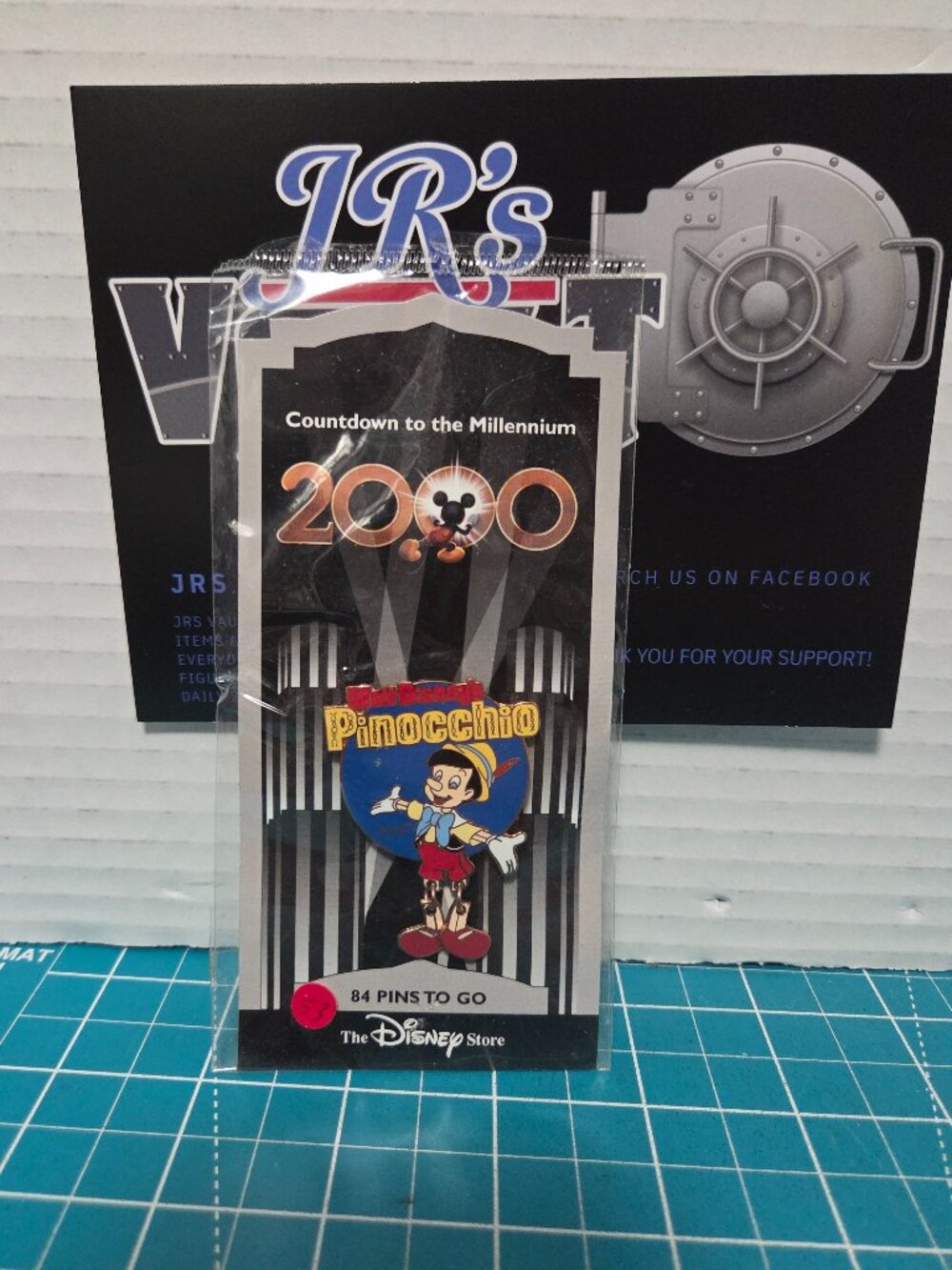 Disney DS Countdown to the Millennium Series Pinocchio Enamel Pin